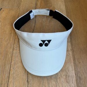NEW Yonex Visor Whit/black NWOT Price Firm\!